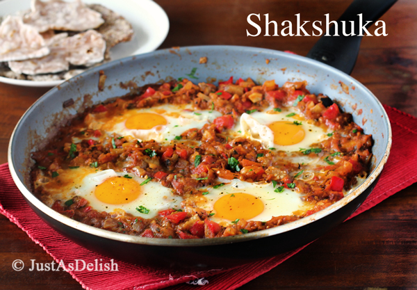 Shakshuka (Eggs Poached in Tomato Sauce)