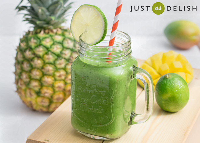 Tropical Green Smoothie from Asian Raw Food Kitchen by Shannon Lim-de Rooy